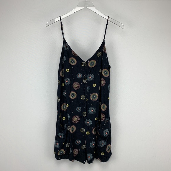 RVCA Lotus Black Space Print V-Neck Casual… - Picture 6 of 14